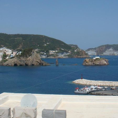 Hotel Del Capitano Ponza Bagian luar foto